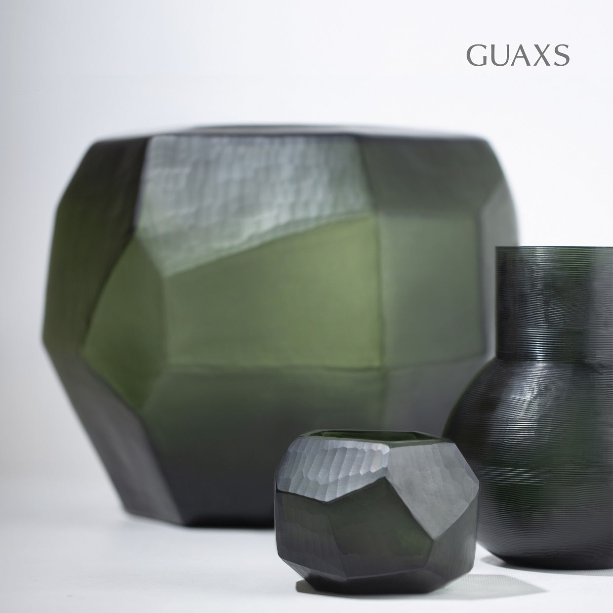 GUAXS - Cubistic round - Black steelgrey $995.00