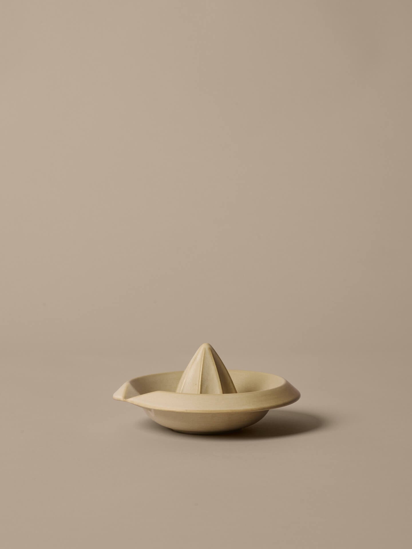Ferm Living Erena Citrus Juicer additional view