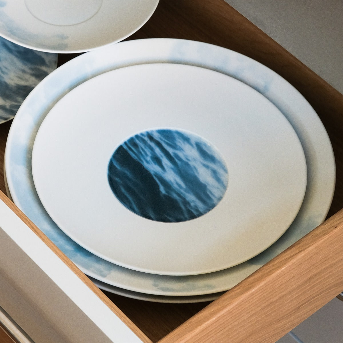Hering Berlin Waves & Clouds Coupe Plate