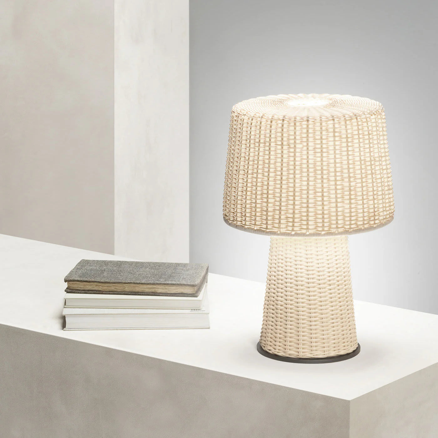 GIOBAGNARA | EOLIE TABLE LAMP | $1,295.00
