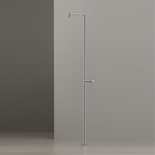 CAR160 | Free-standing outdoor shower | $4,420.00 - $5,010.00