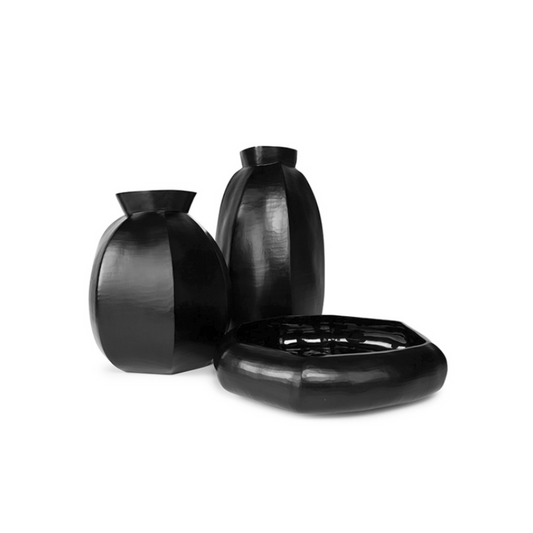 GUAXS KARAKOL In Black - $788.00 - $1,168.00