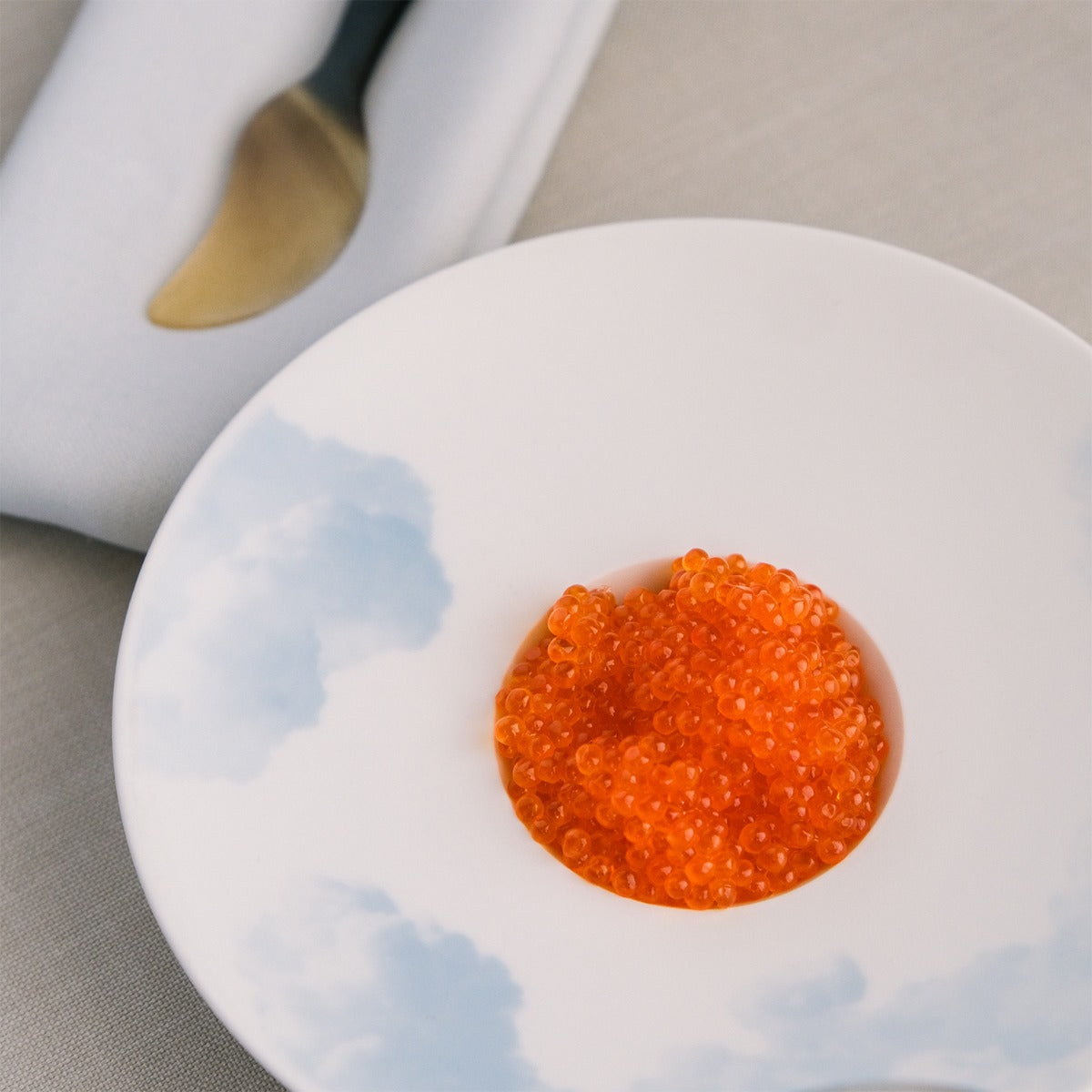 Hering Berlin Waves & Clouds Saucer