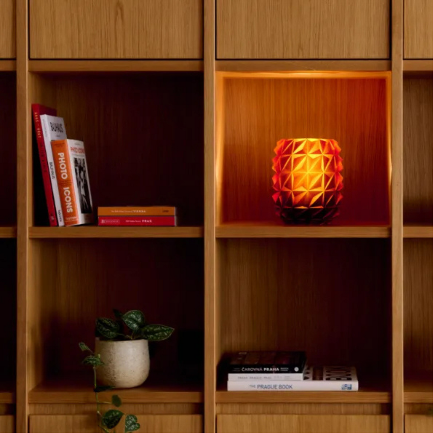 HERO.INE VASE | $ 1,814.00 - $ 3,130.00