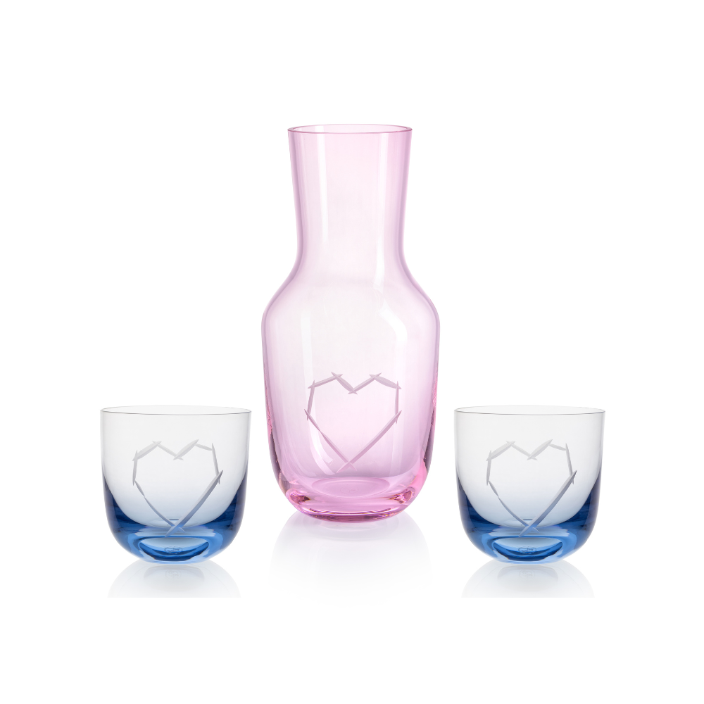 Love I Carafe Pink 1200 ml plus 2 Glass Love I 200 ml Blue by Ruckl