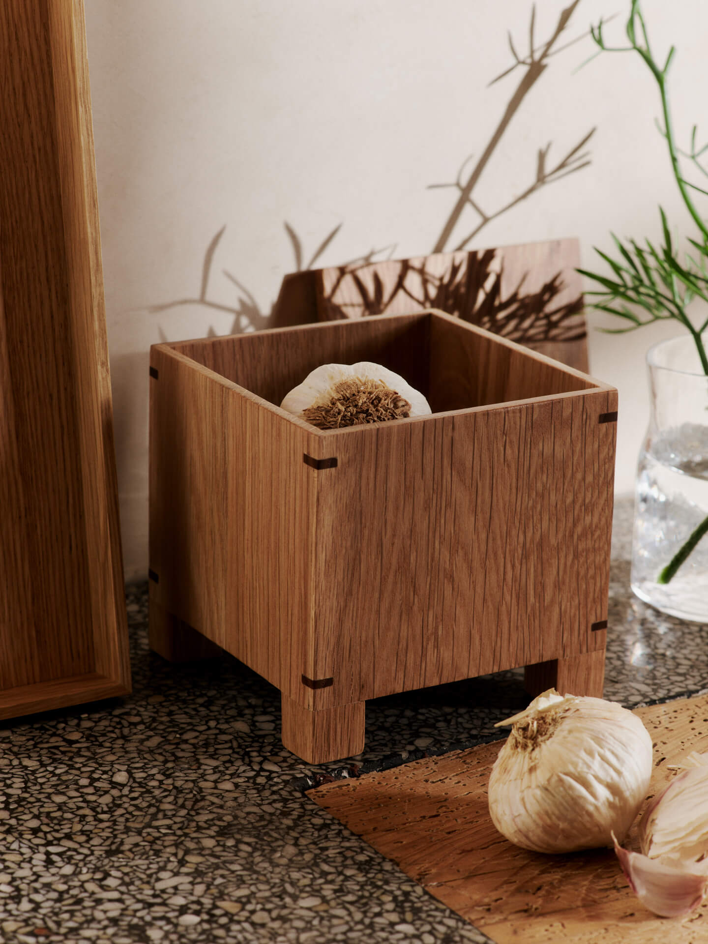Ferm Living Bon Garlic Box additional view