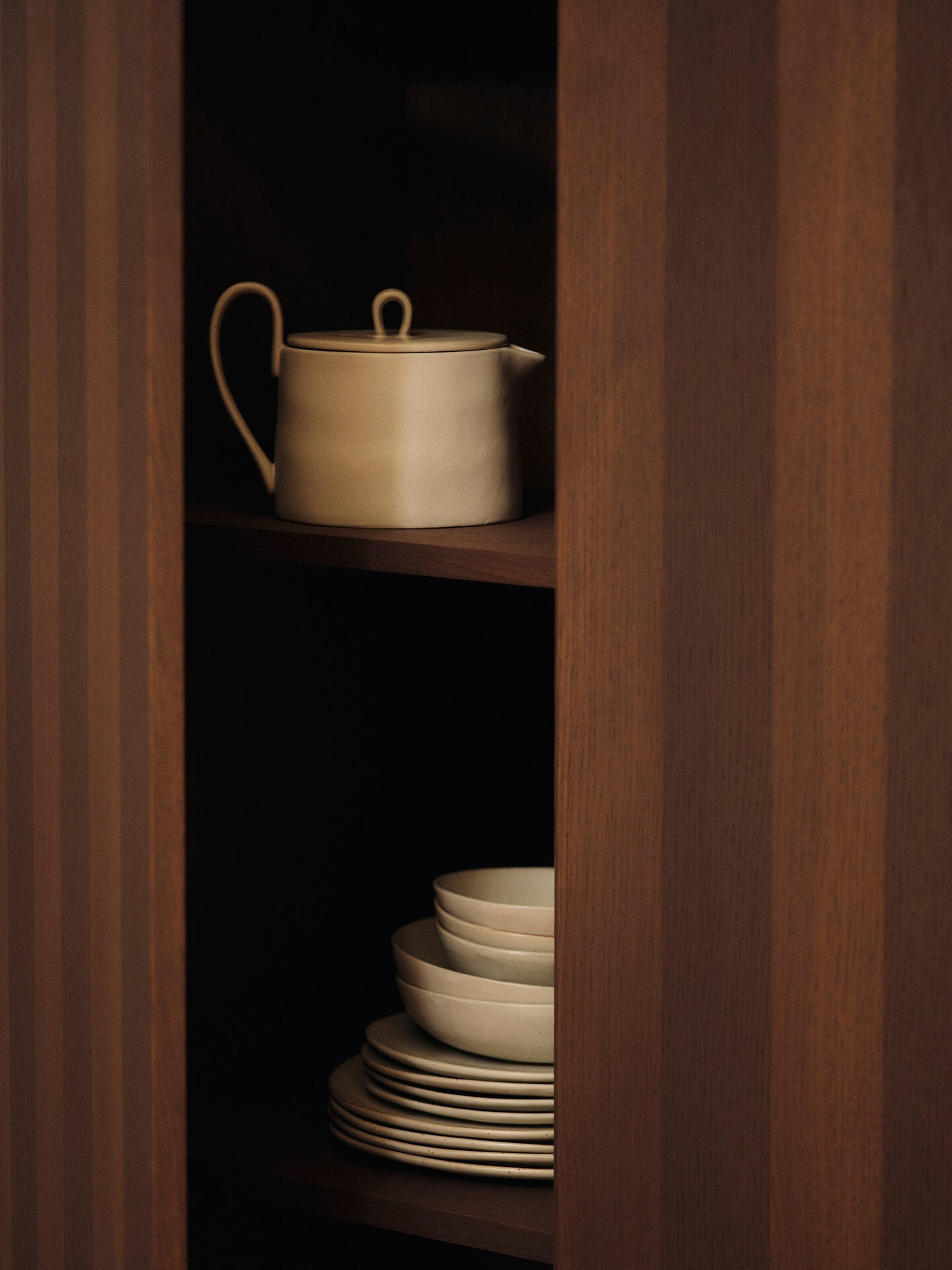 Ferm Living Flow Teapot additional view