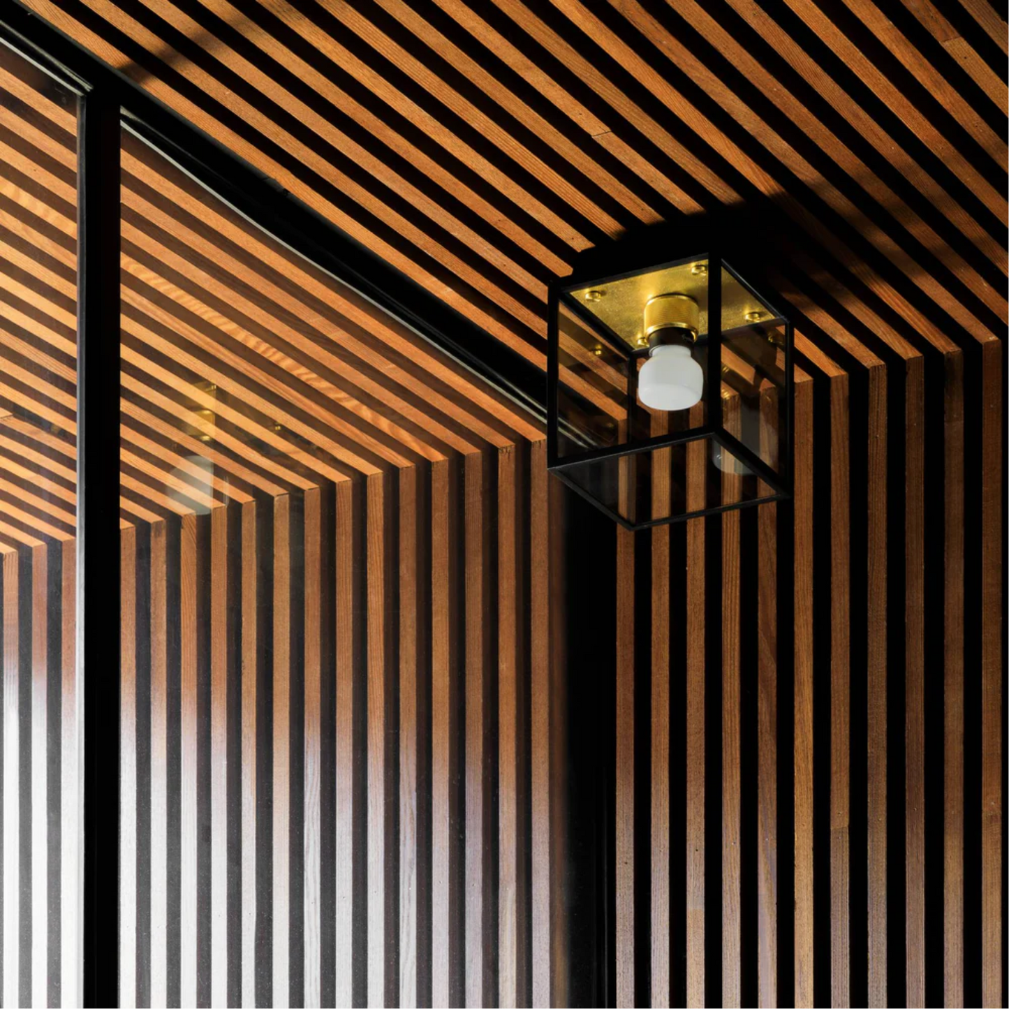 BUSTER AND PUNCH | CAGED WET SMALL LAMP | $529.00