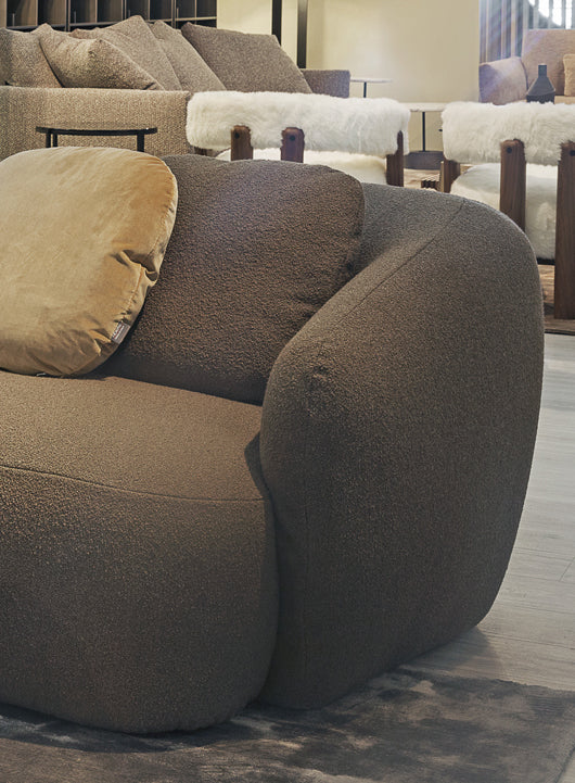 85 SHELL | Sofa $13,650.00
