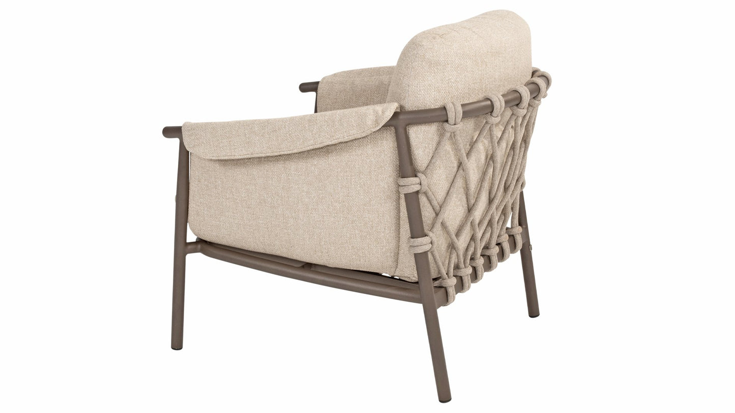 4 SEASONS OUTDOOR | EZRA LIVING CHAIR | $1,863.00