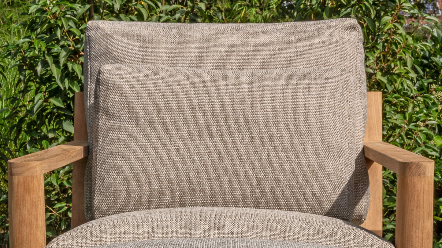 4 SEASONS OUTDOOR | LUCAS LIVING CHAIR | $2,531.00