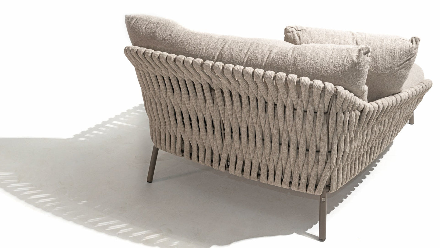 4 SEASONS OUTDOOR | MONTERA 2-SEATER DAYBED | $5,895.00