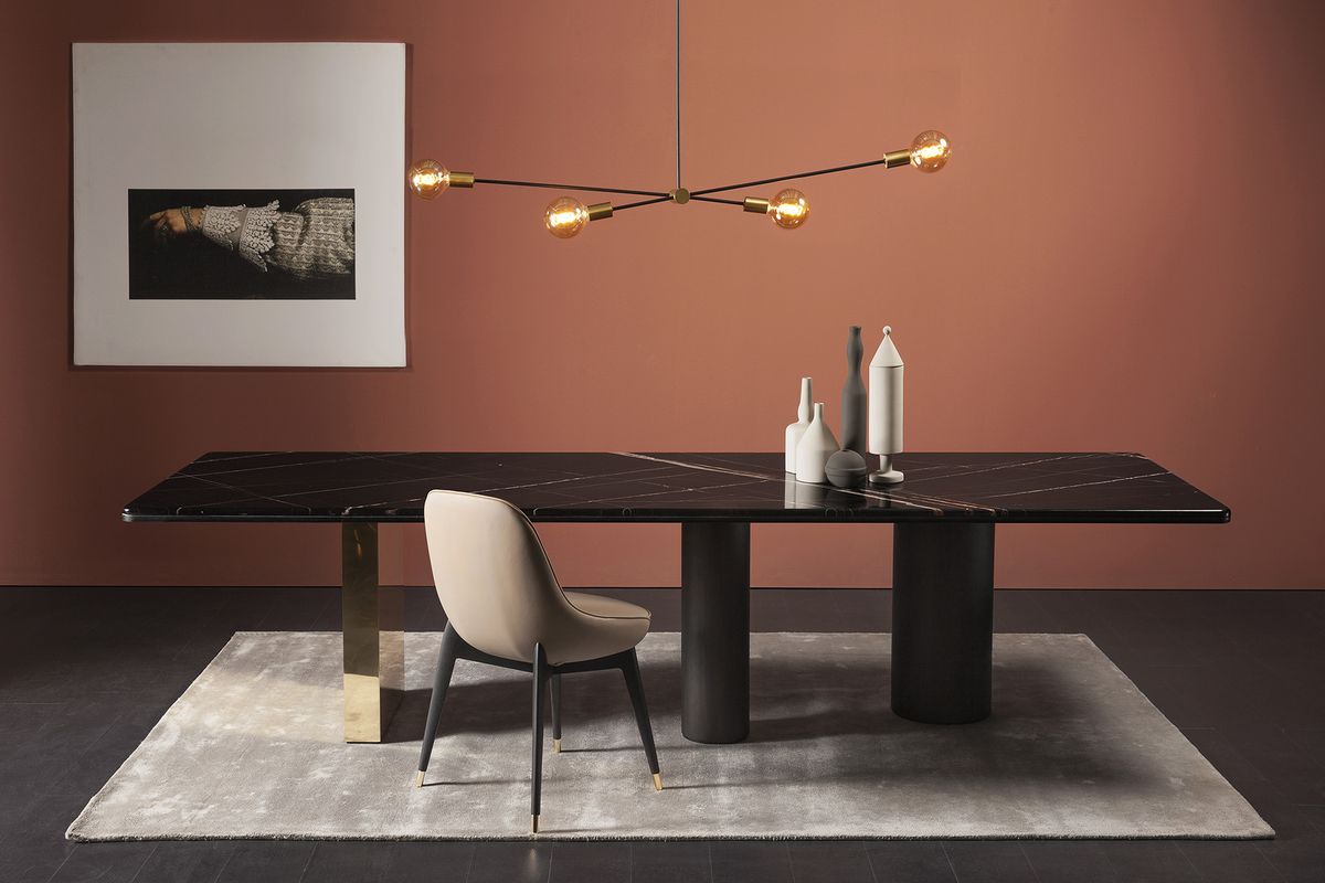 4000 ROYAL RECTANGULAR | Table $21,915.00