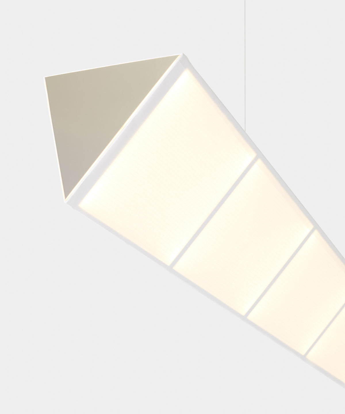 Igor 518.11 vertical pendant lifestyle