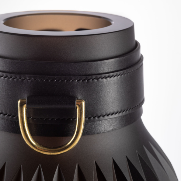 Heroine Vase Vivienne 32cm Cigar detail 2