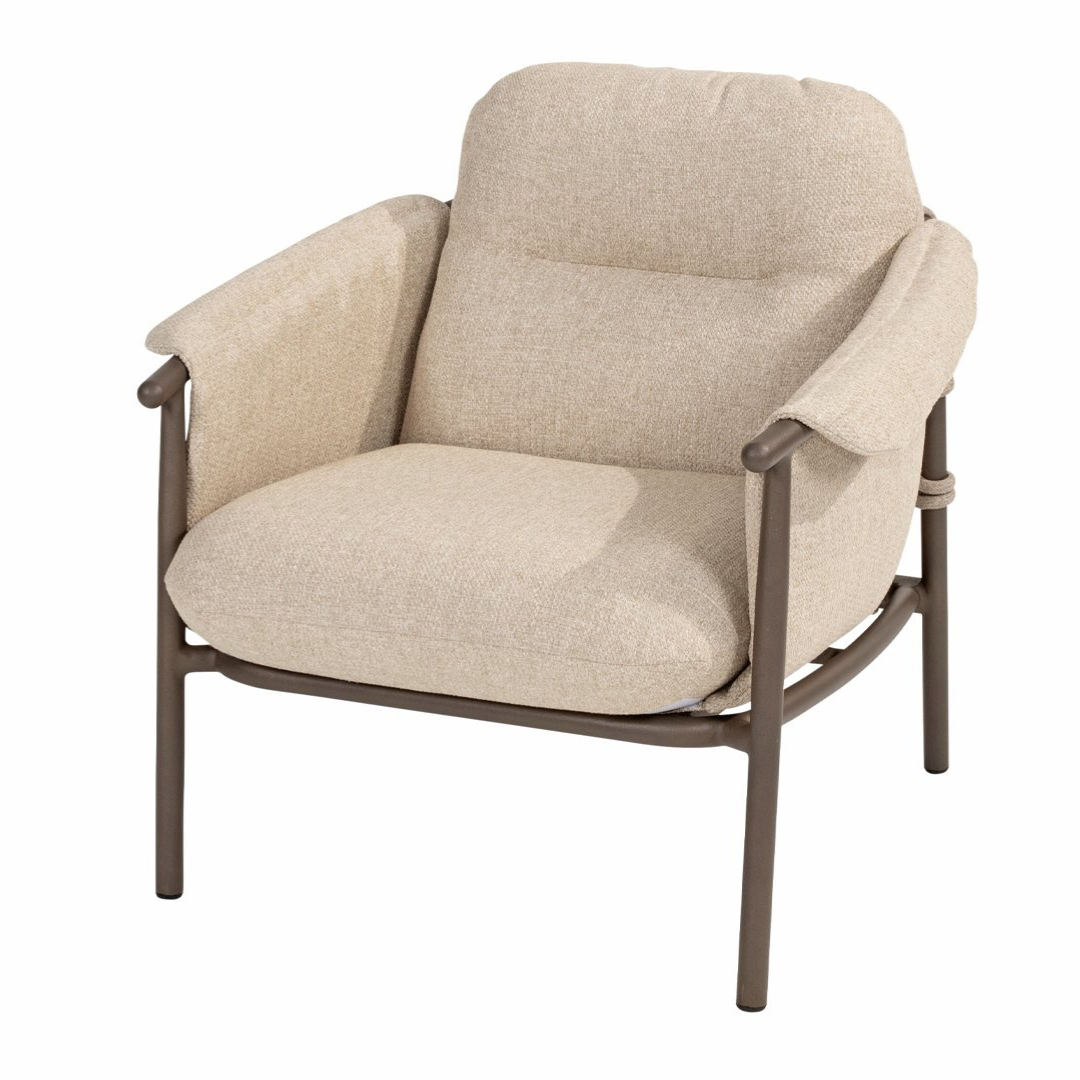 4 SEASONS OUTDOOR | EZRA LIVING CHAIR | $1,863.00
