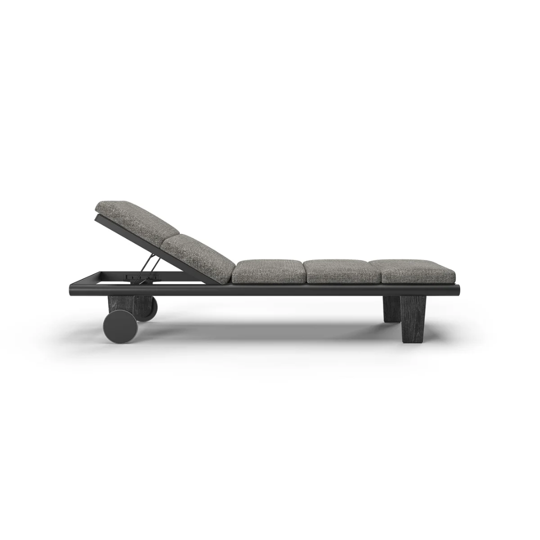 SNOC | SESTRI SUN LOUNGER | $4,234.00