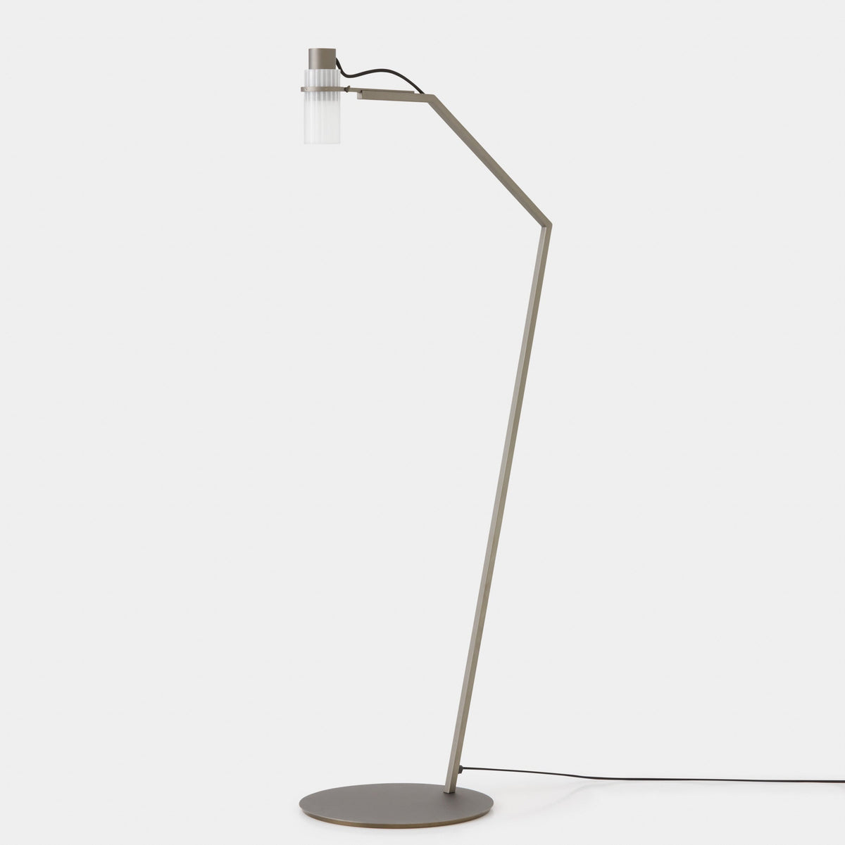 Lei 564.61 floor lamp by TOOY
