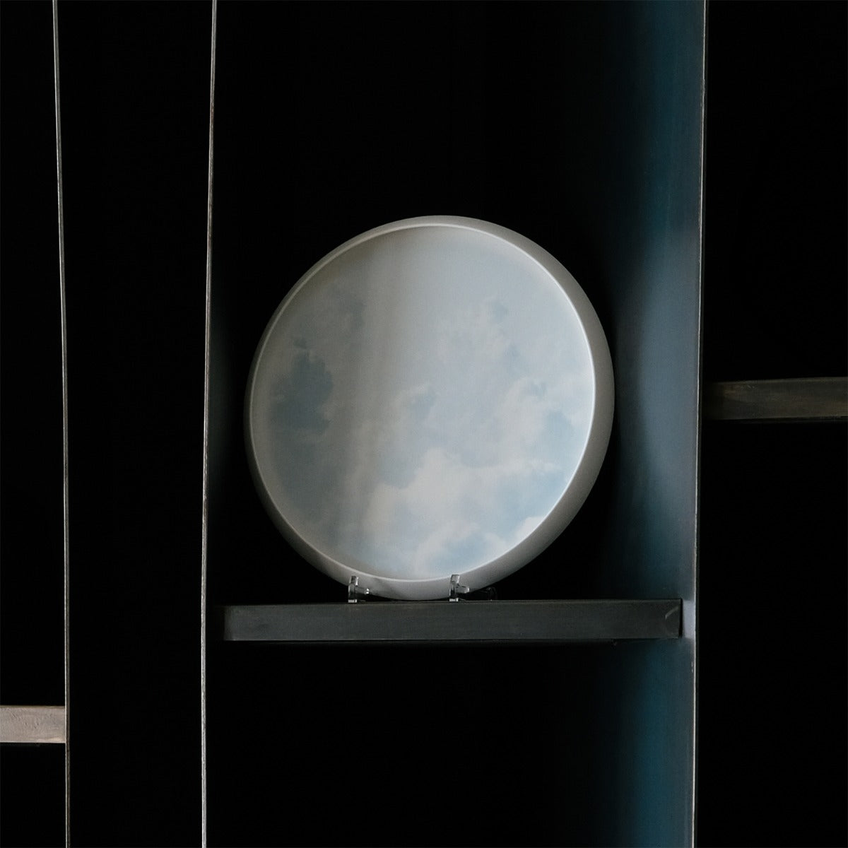Hering Berlin Waves & Clouds Round Tray
