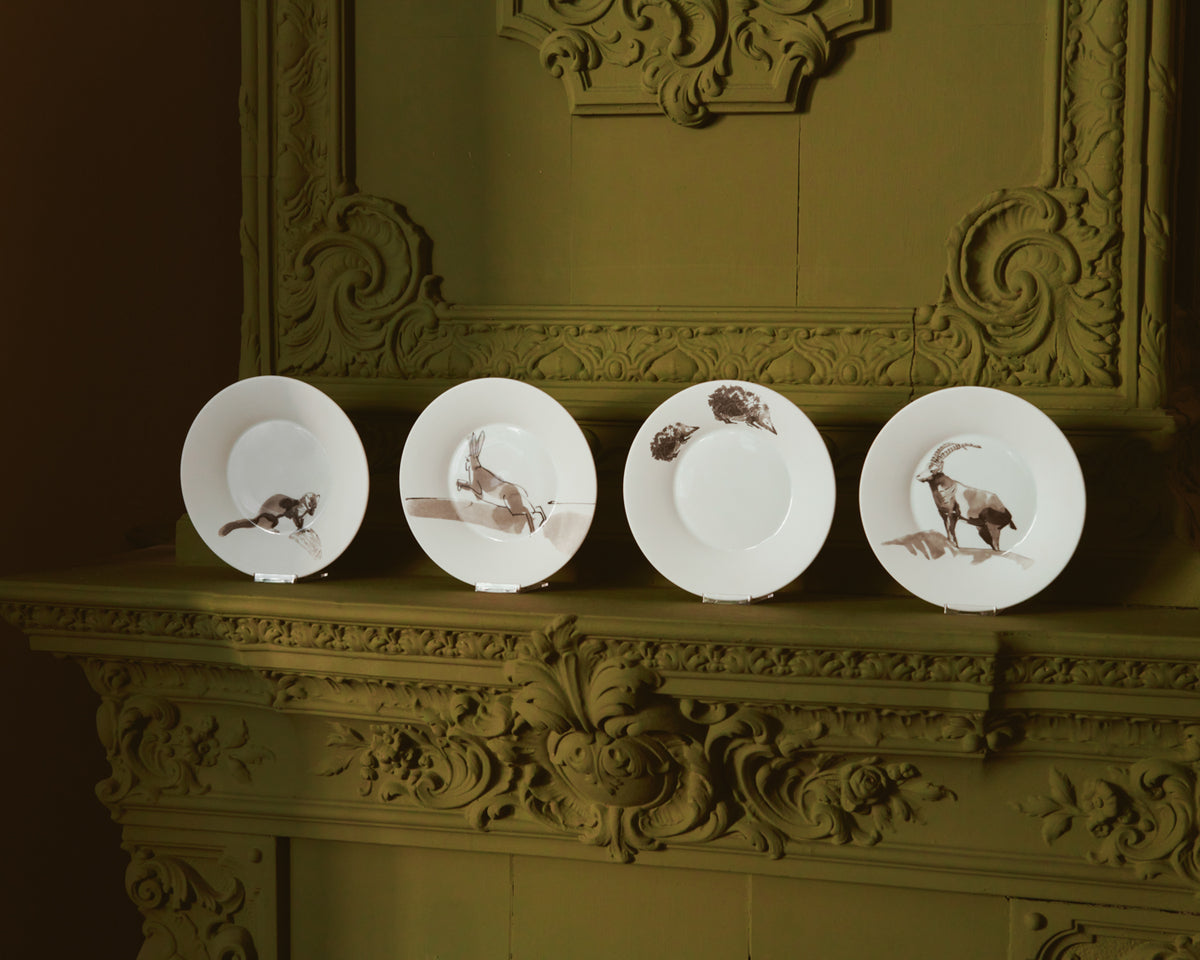 Hering Berlin Piqueur Cake/Bread Plate