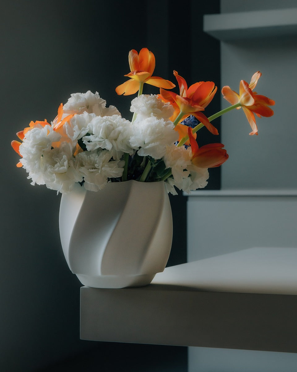 Hering Berlin Evolution Vase