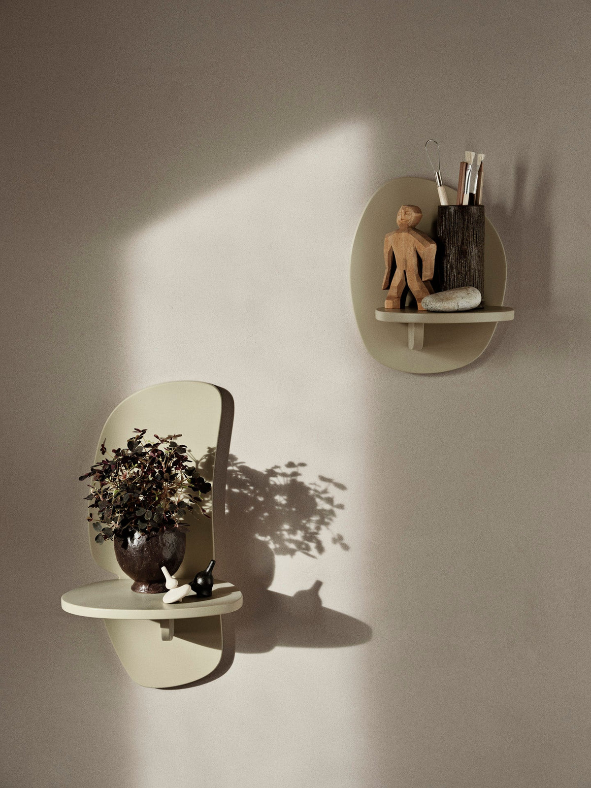 Ferm Living Pilu Shelf additional view