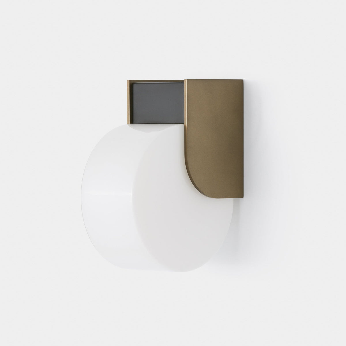 Stilla 510.41 wall light by TOOY