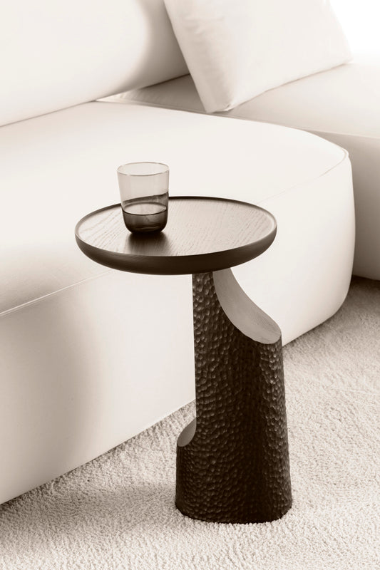 9090 ARIA | Side table $2,366.00 - $2,633.00