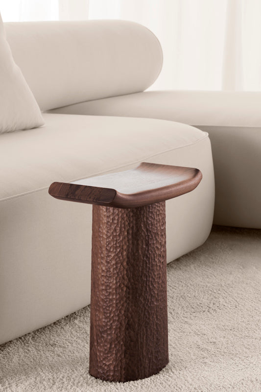 9090 ARIA | Side table $2,366.00 - $2,633.00