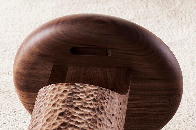 9090 ARIA | Side table $2,366.00 - $2,633.00