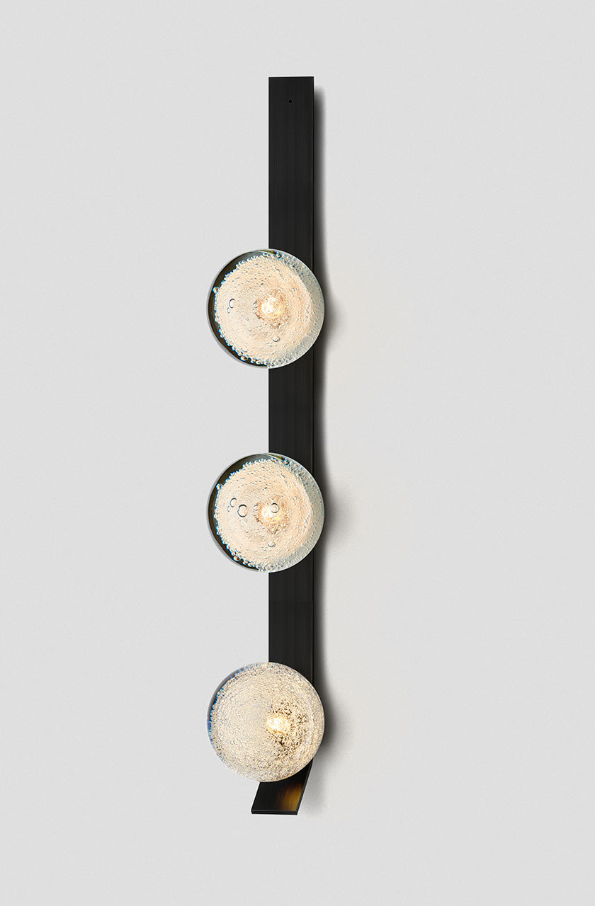 ARTICOLO I INTERIOR LIGHTING I FIZI ON FLAT WALL SCONCE I TRIPLE