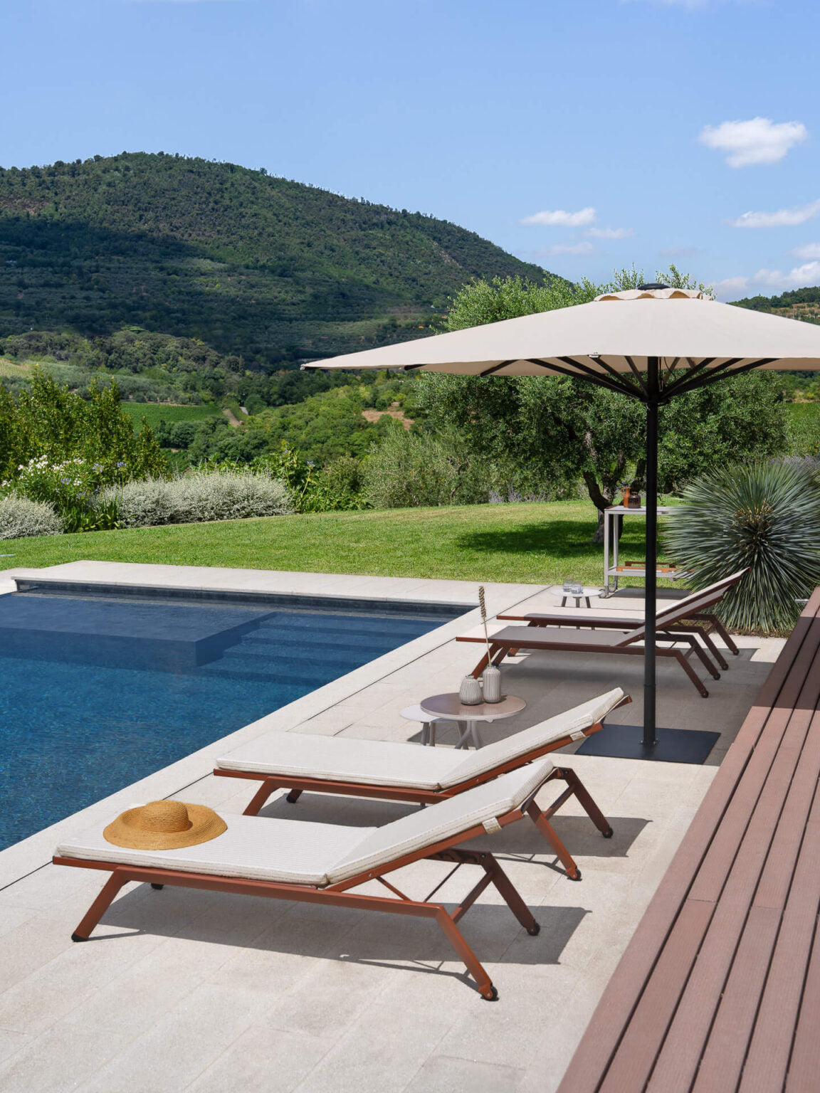 ATMOSPHERA | MAXIM CHAISE LONGUE | $2,765.00