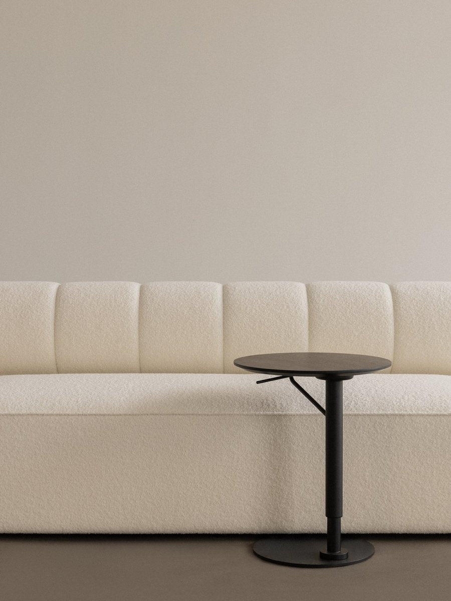 EAVE SEAMLINE MODULAR SOFA 34 IN. DEPTH 4-SEATER CONFIGURATION 1 I $8,515.00 - $9,545.00