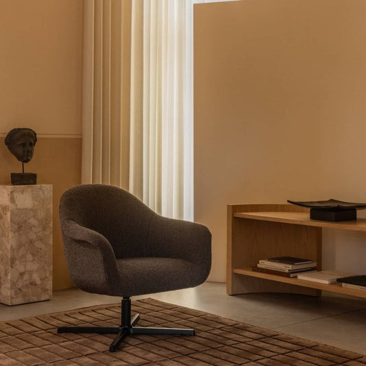 HARBOUR LOUNGE CHAIR, STAR BASE I $2,875.00 - $3,825.00