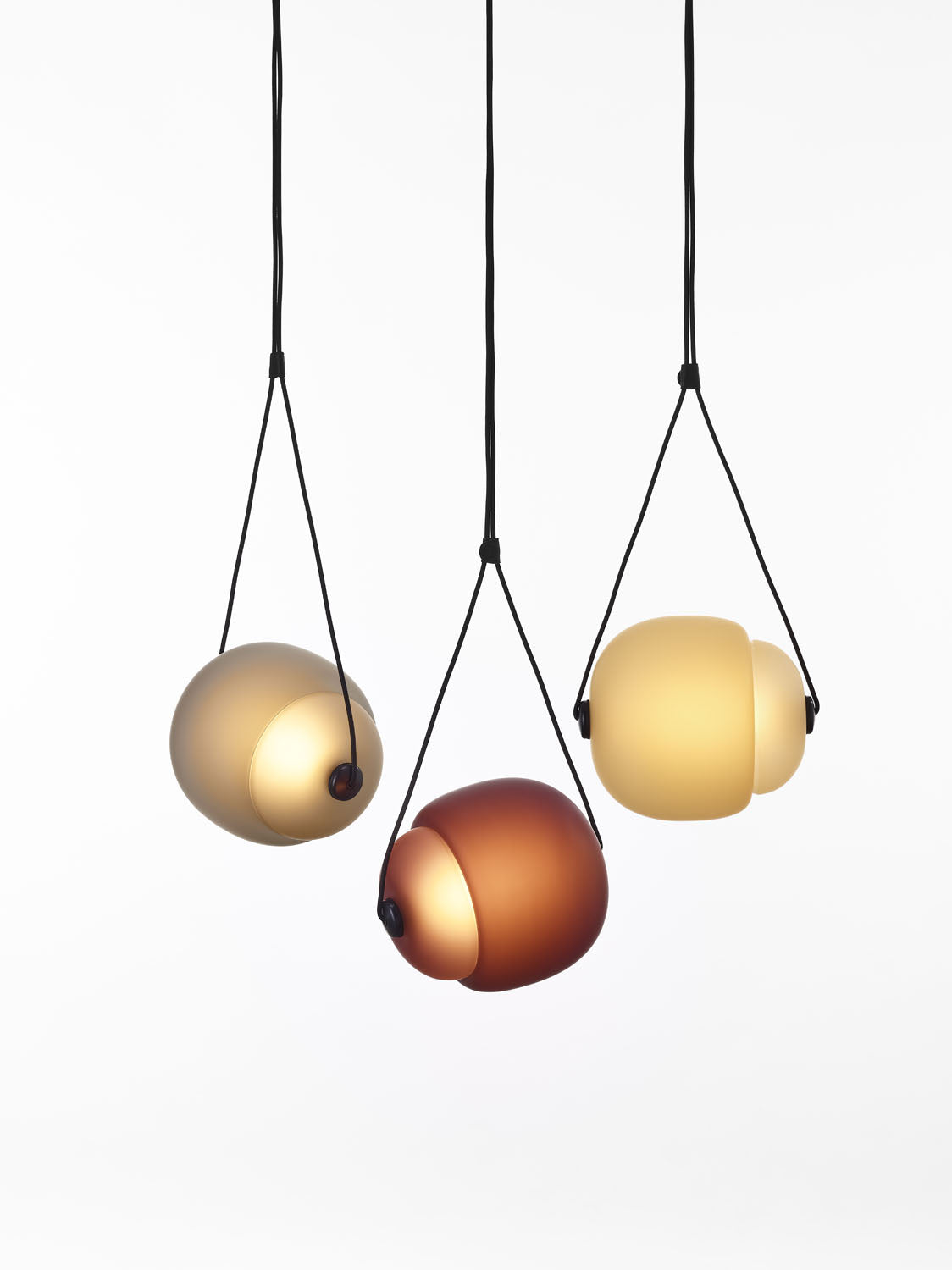 BROKIS | CAPSULA PENDANT | $4,651.00