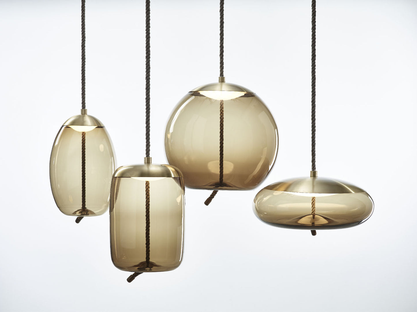 BROKIS | KNOT CILINDRO PENDANT | $4,483.00