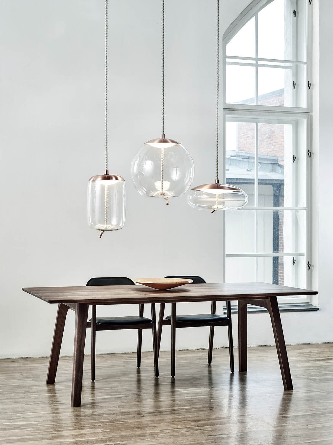 BROKIS | KNOT DISCO PENDANT | $5,878.00