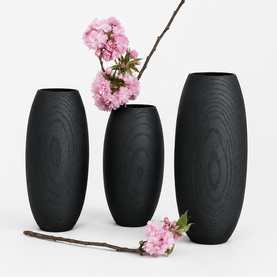 IWATA | FLUSSO VASE | $700.00 - $800.00