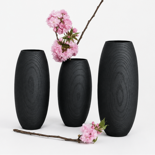 IWATA | FLUSSO VASE | $700.00 - $800.00