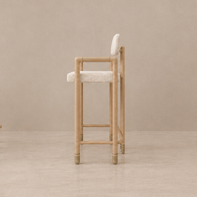 EVOLVE COLLECTION | BARSTOOL WITH ARMREST