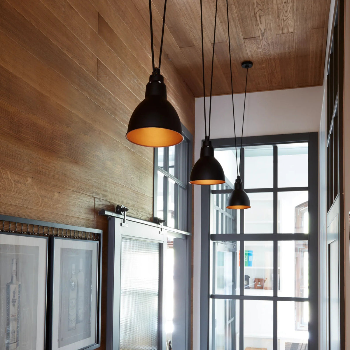 DCW Editions Acrobates De Gras N°323 pendant lamp