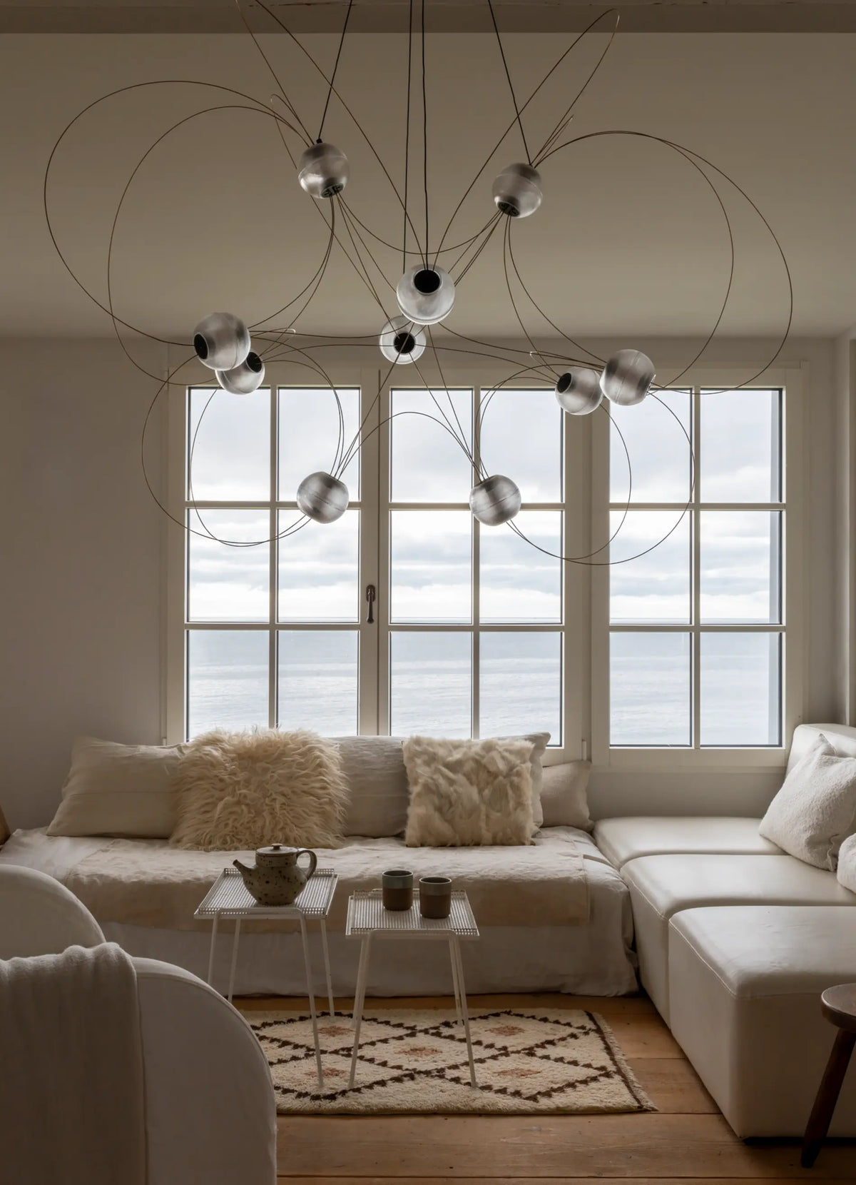 Munari 10 pendant lamp lifestyle