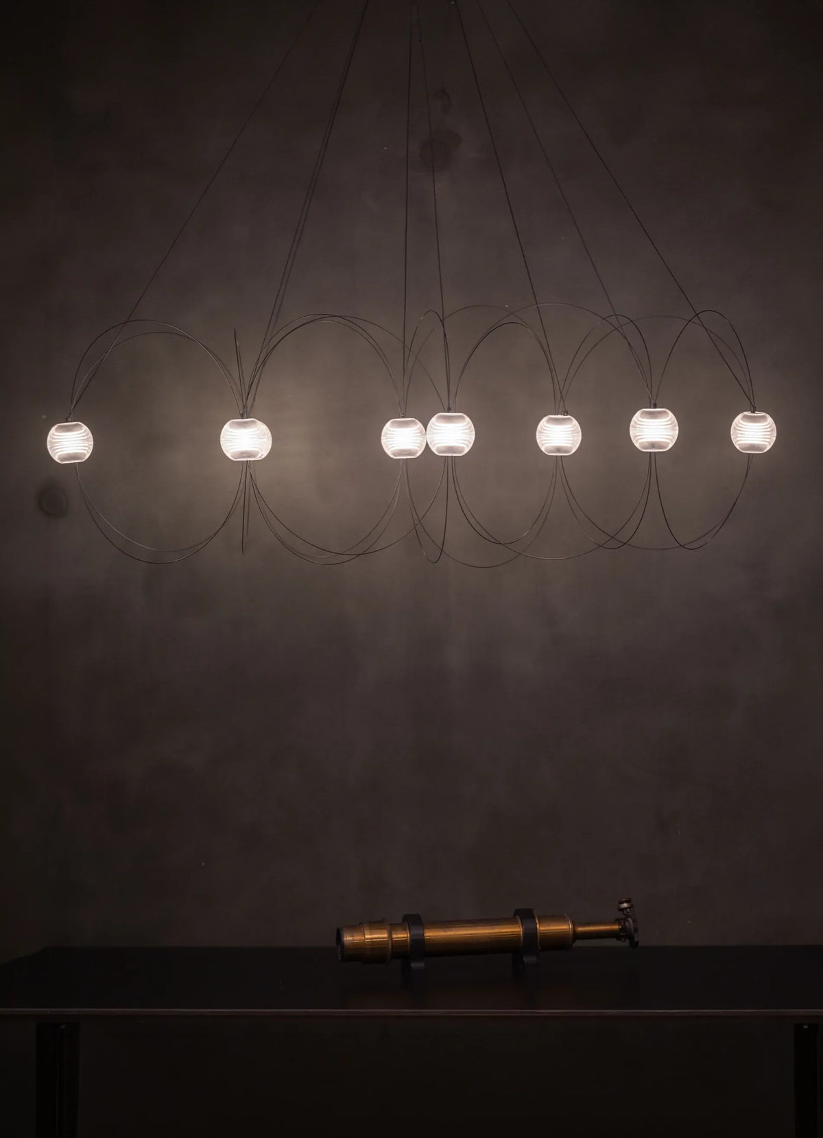 Munari 8 pendant lamp lifestyle