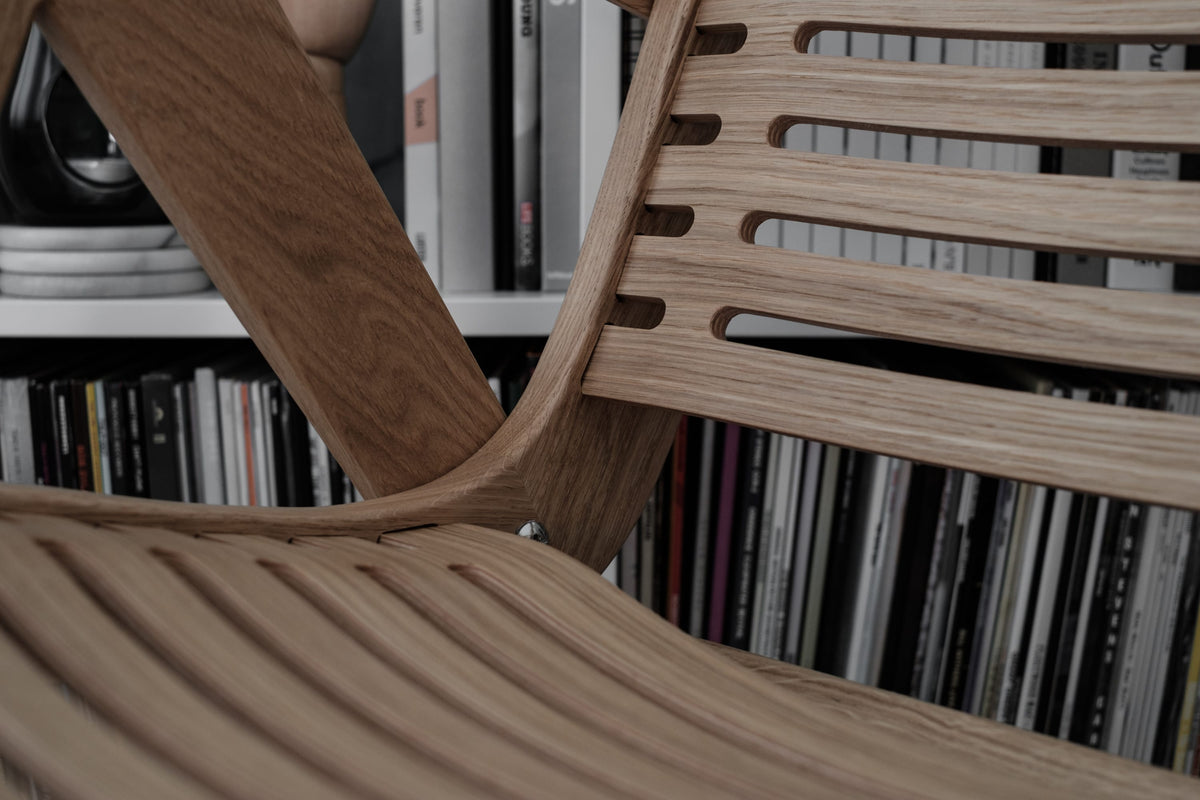 Rex 120 Armchair detail