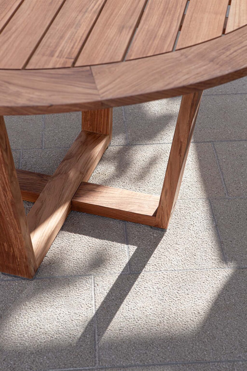 ATMOSPHERA | DESERT ROUND DINING TABLE | $8,986.00
