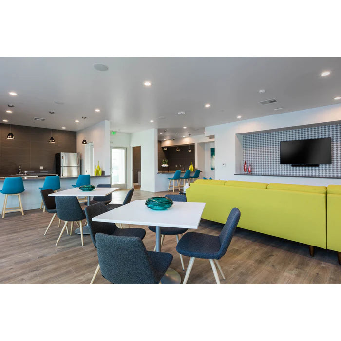 DUCHATEAU VINYL DELUXE CLASSIC COLLECTION - ANTIQUE WHITE | $4.18 / SF