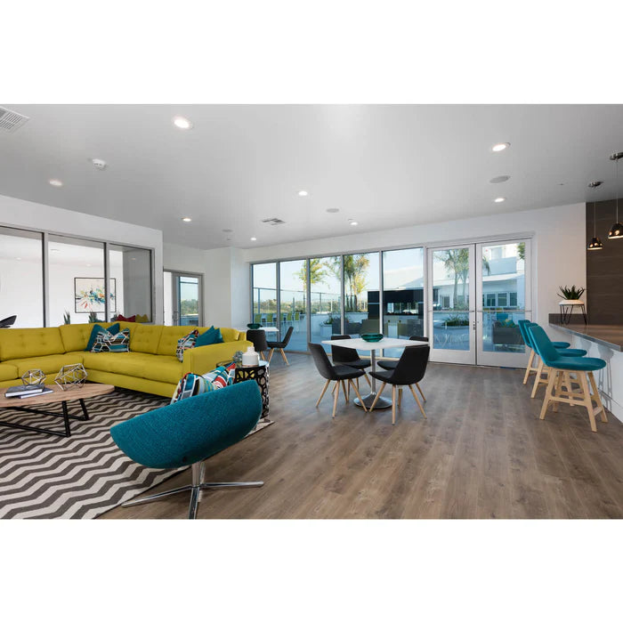 DUCHATEAU VINYL DELUXE CLASSIC COLLECTION - ANTIQUE WHITE | $4.18 / SF