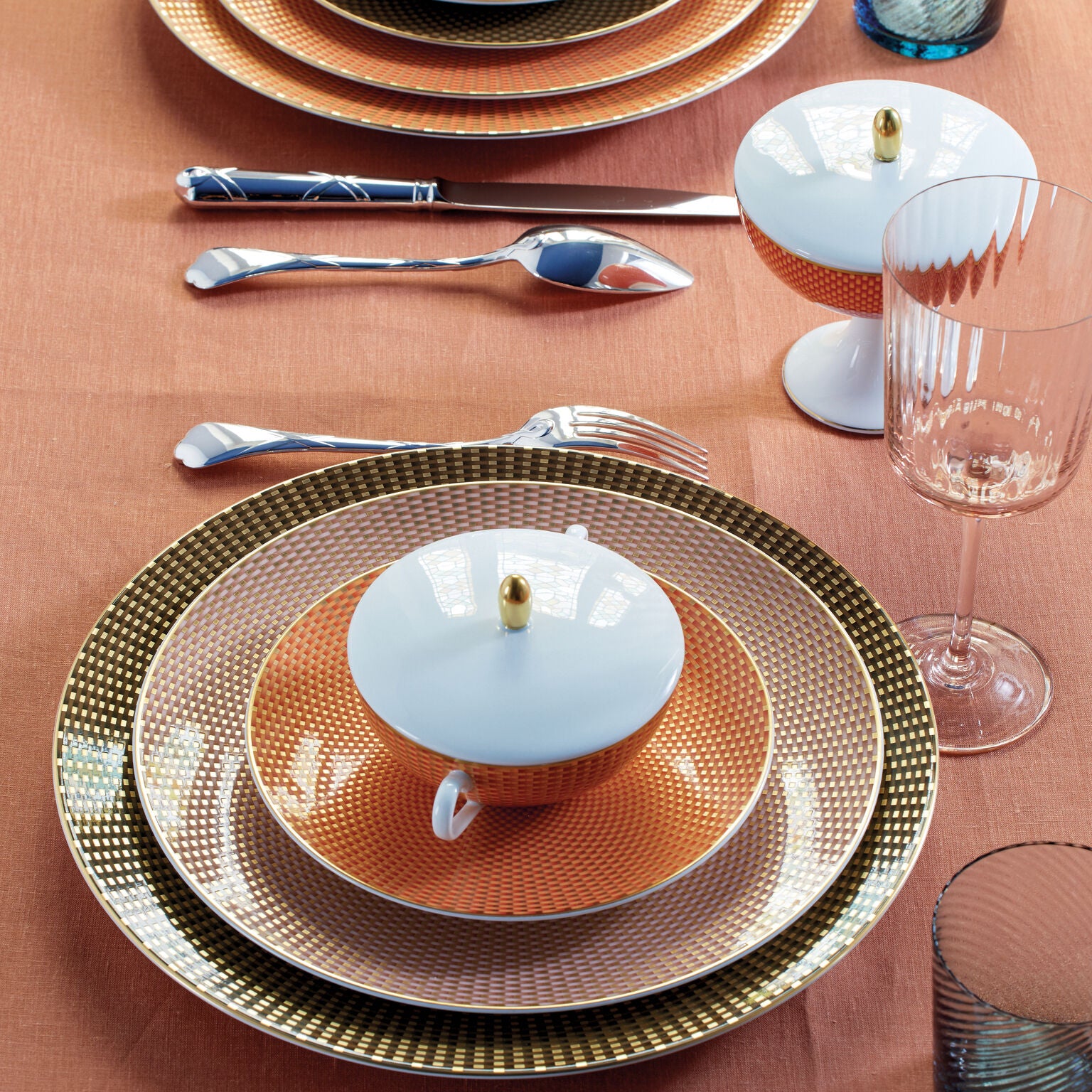 Ercuis Paris Dessert Spoon lifestyle