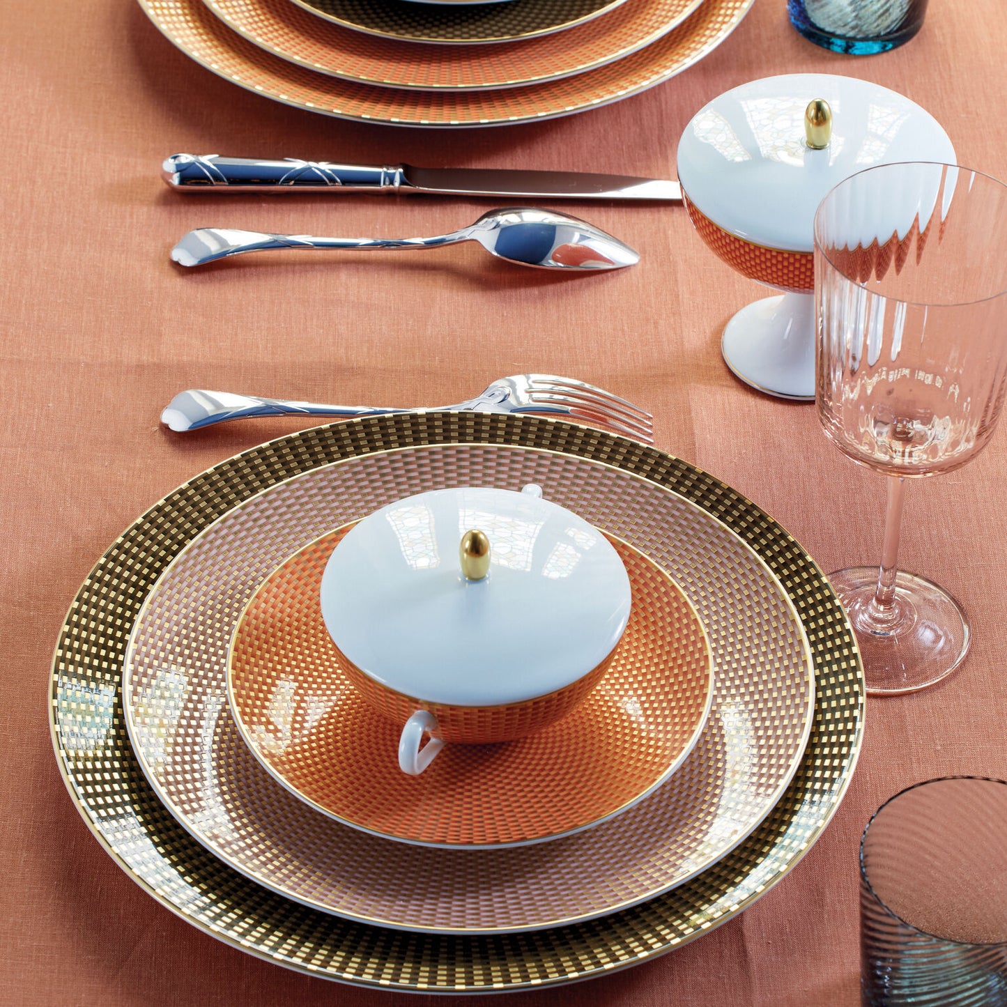 Ercuis Paris Dessert Knife lifestyle