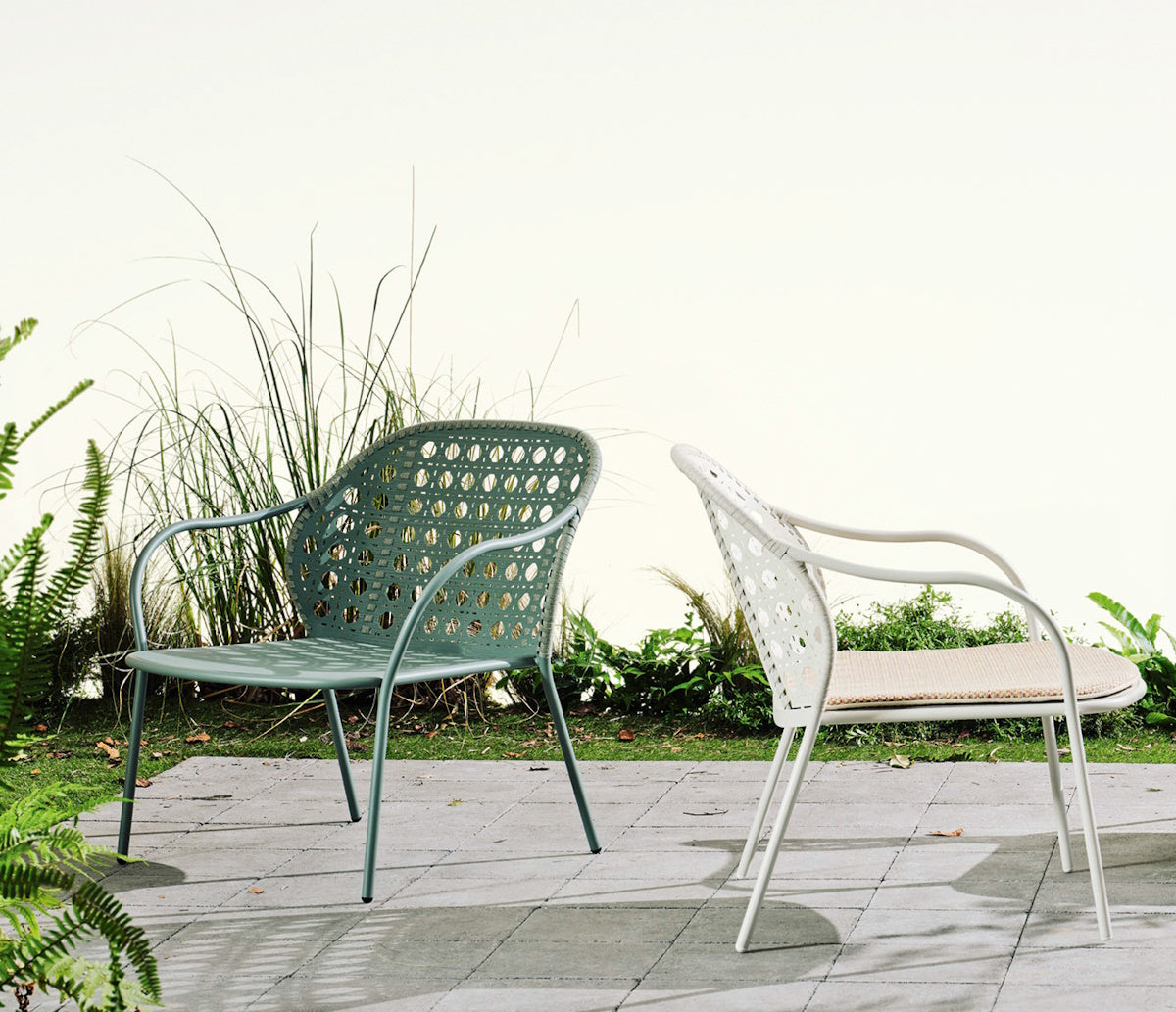 Brise lounge armchair by Gervasoni